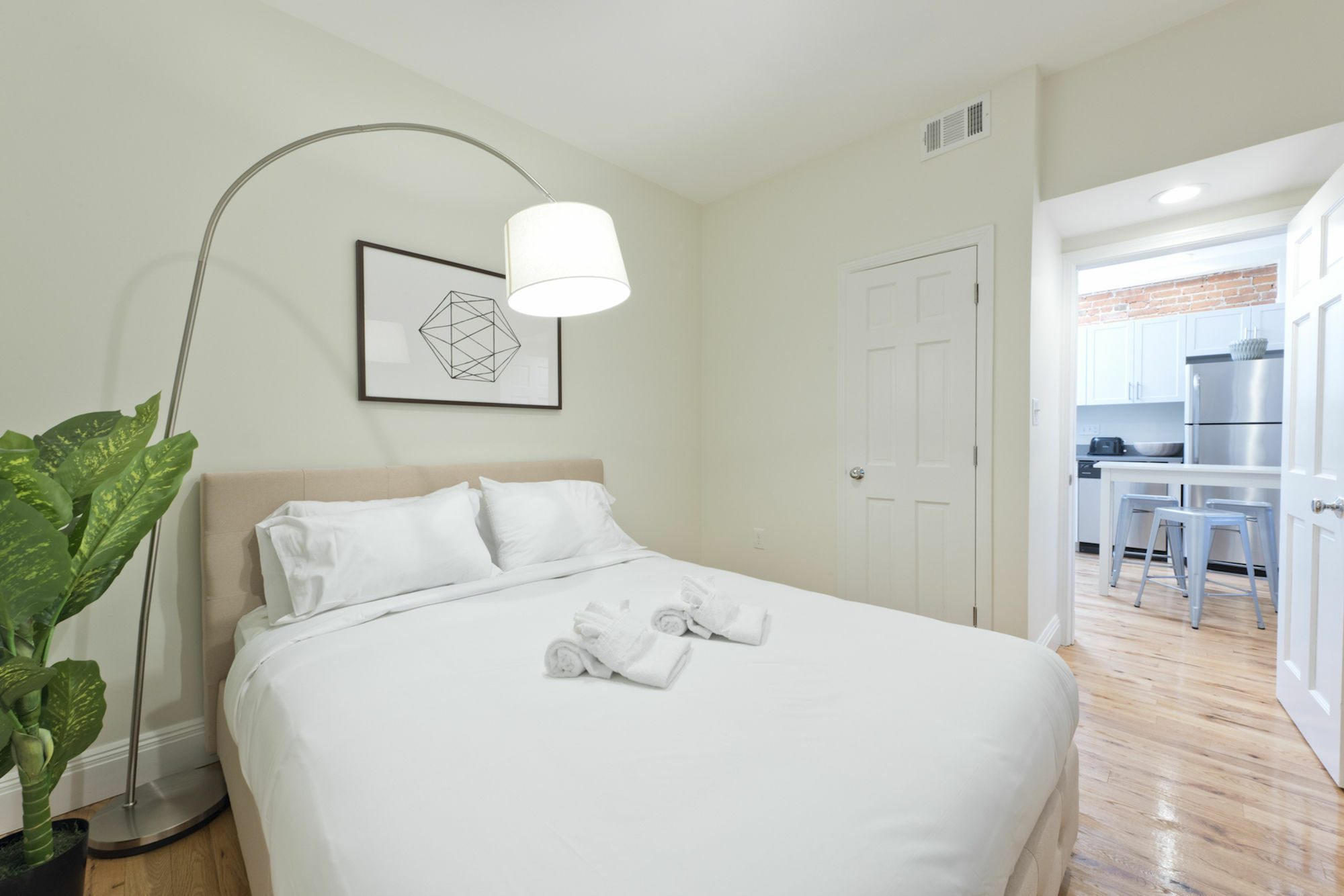 Sleek 3br In Allston By Sonder