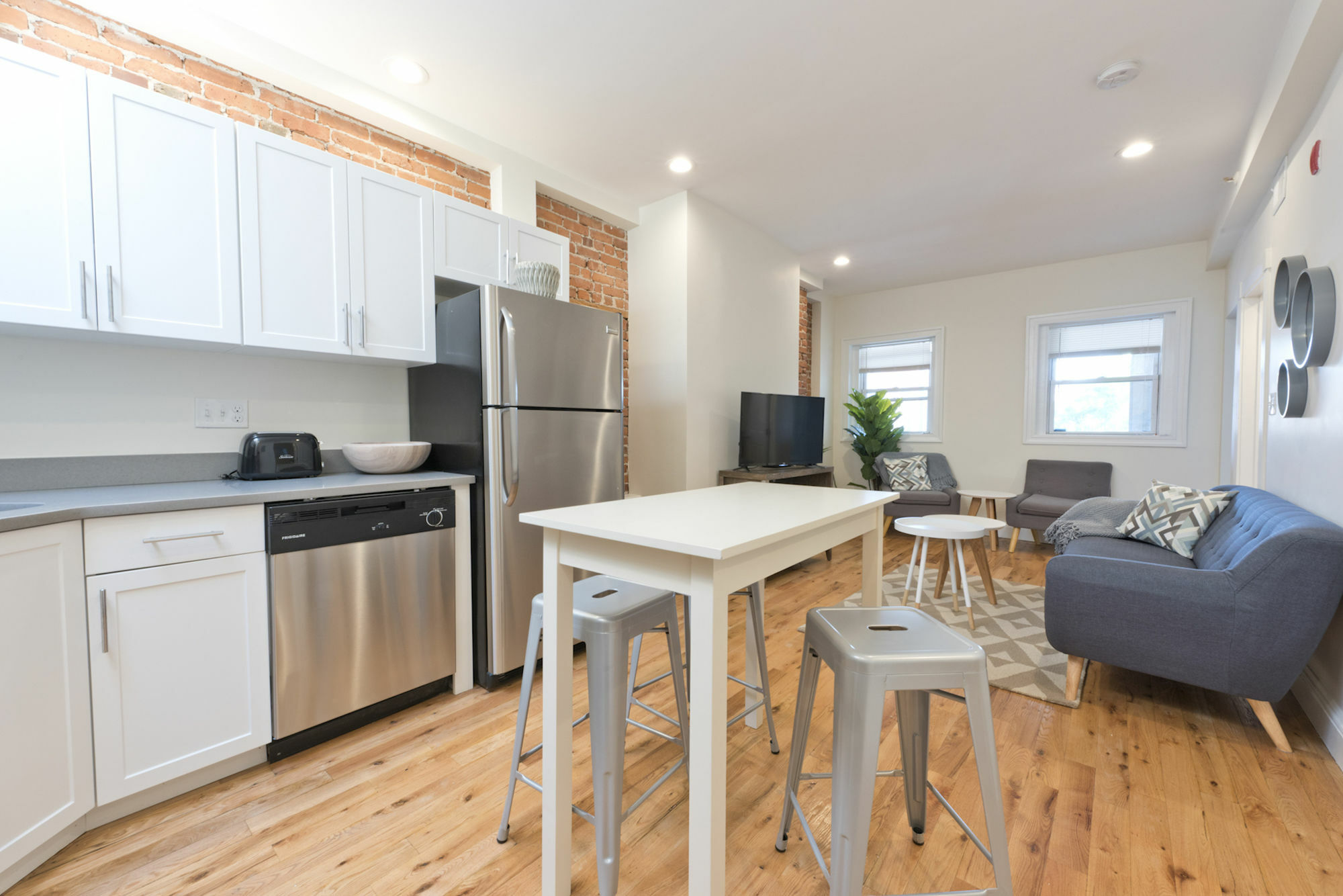 Apartment Sleek 3br In Allston By Sonder Boston