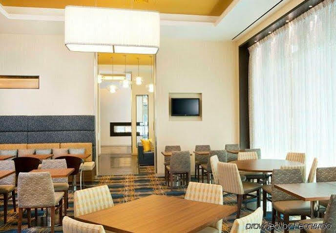 By Marriott Back Bay/fenway