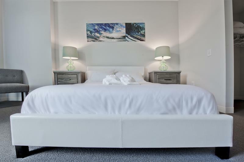 Modern 1br In South End By Sonder