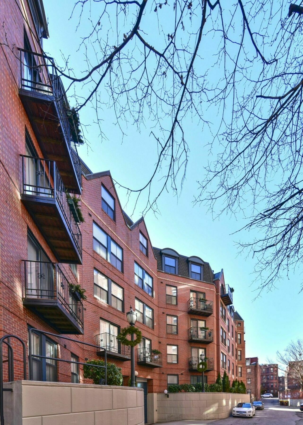 Global Luxury At Back Bay Apartment *
