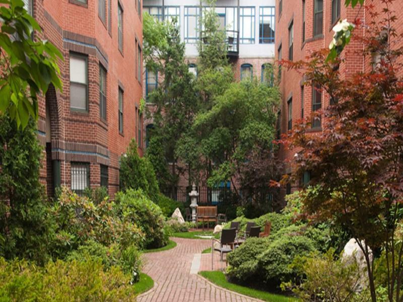 Global Luxury At Back Bay Apartment *