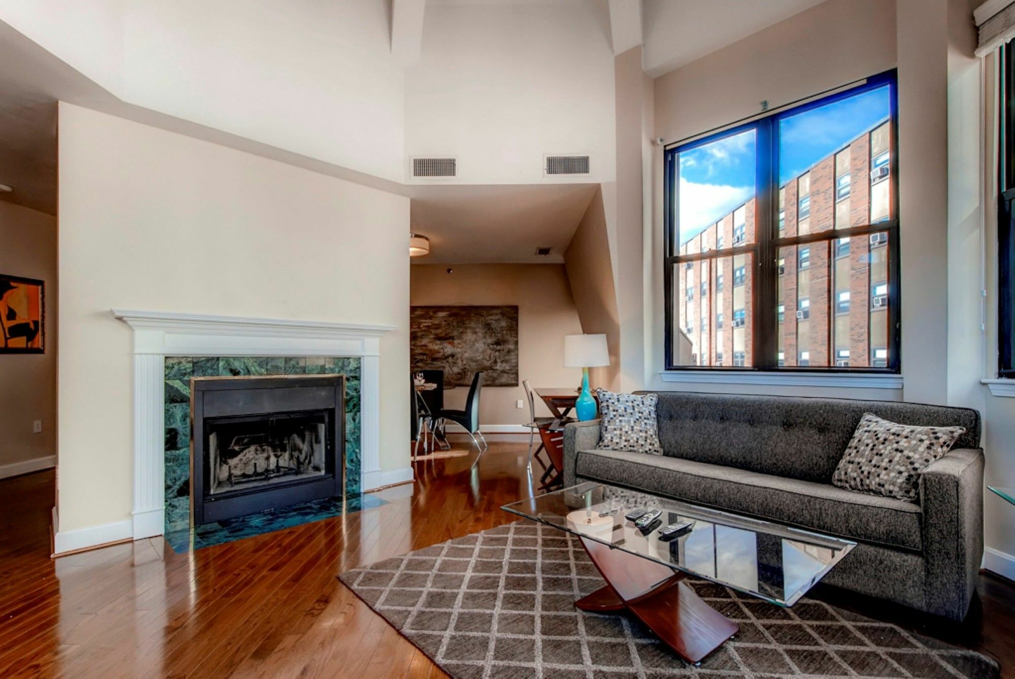 Apartment Global Luxury At Back Bay *
