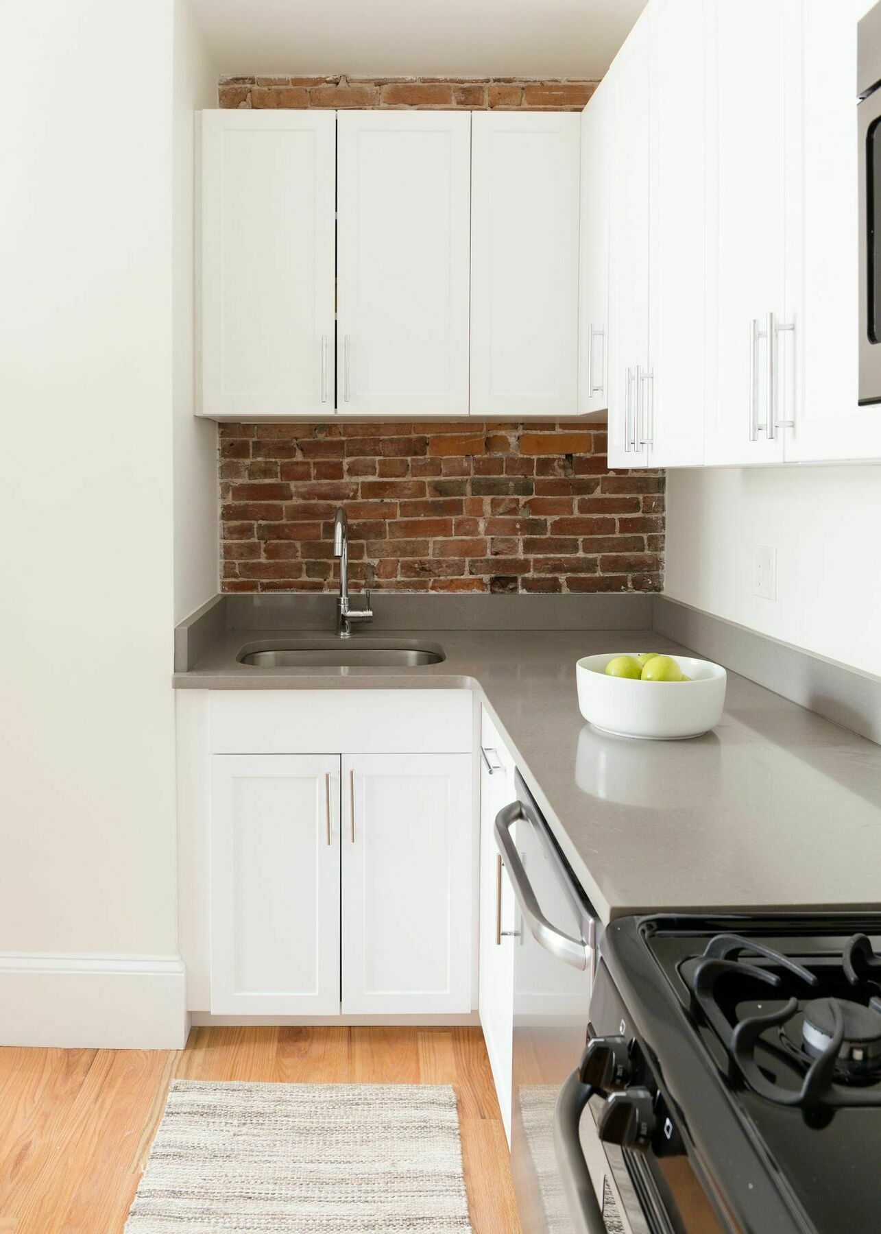 Chic 2br In South End By Sonder