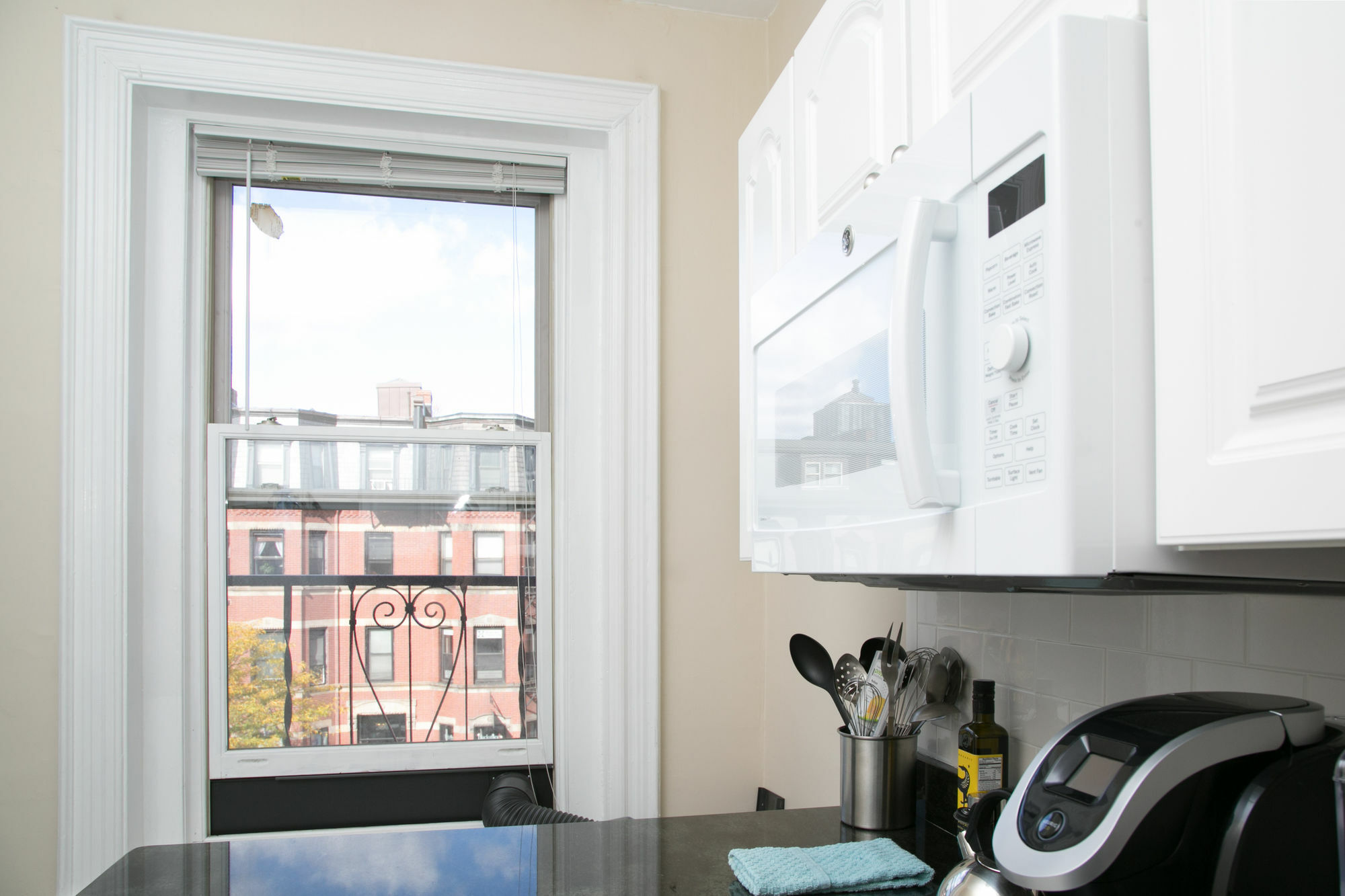 Apartment Charming In Back Bay By Sonder Boston