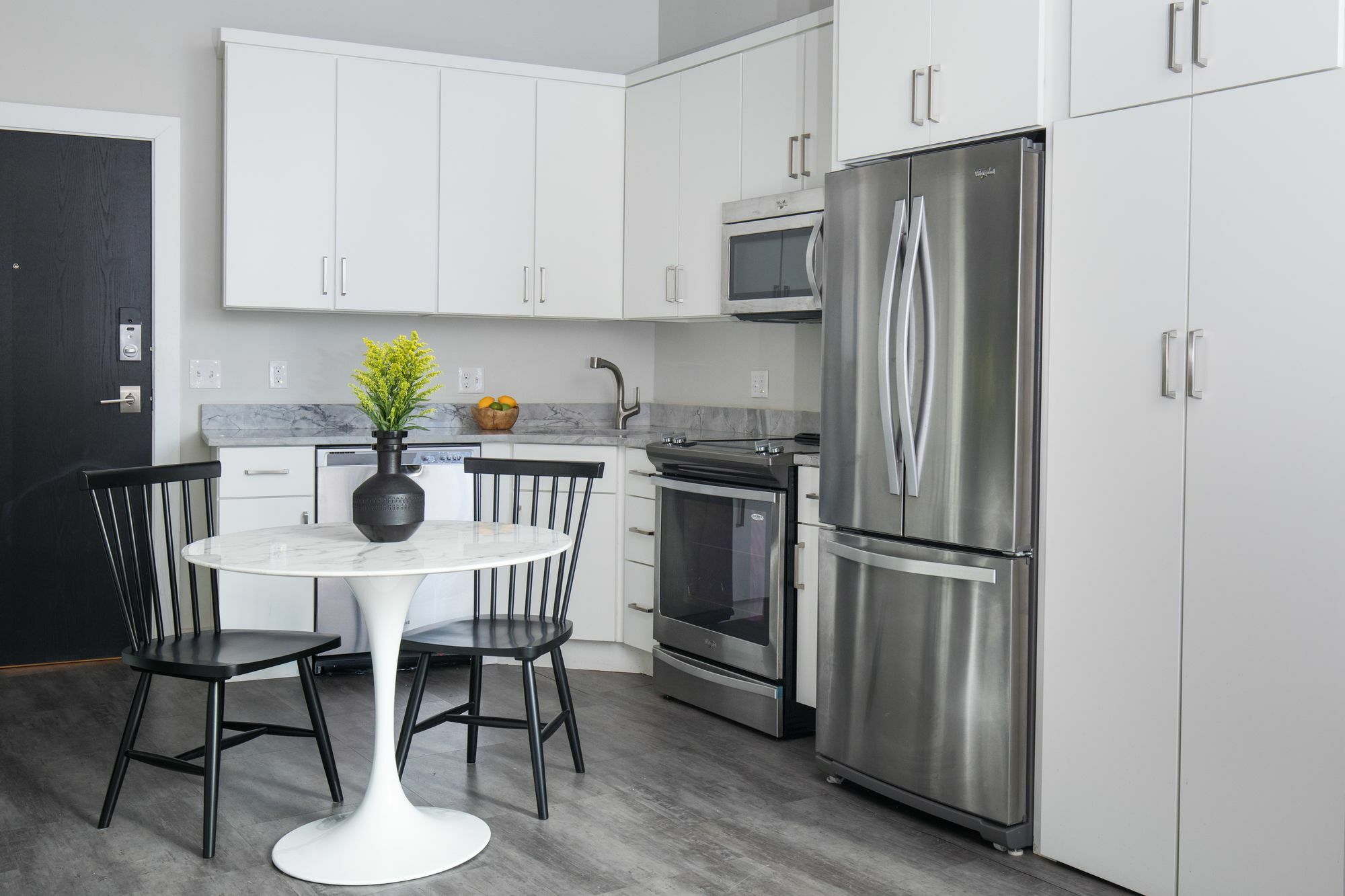 Unique In Downtown Crossing Apartment *