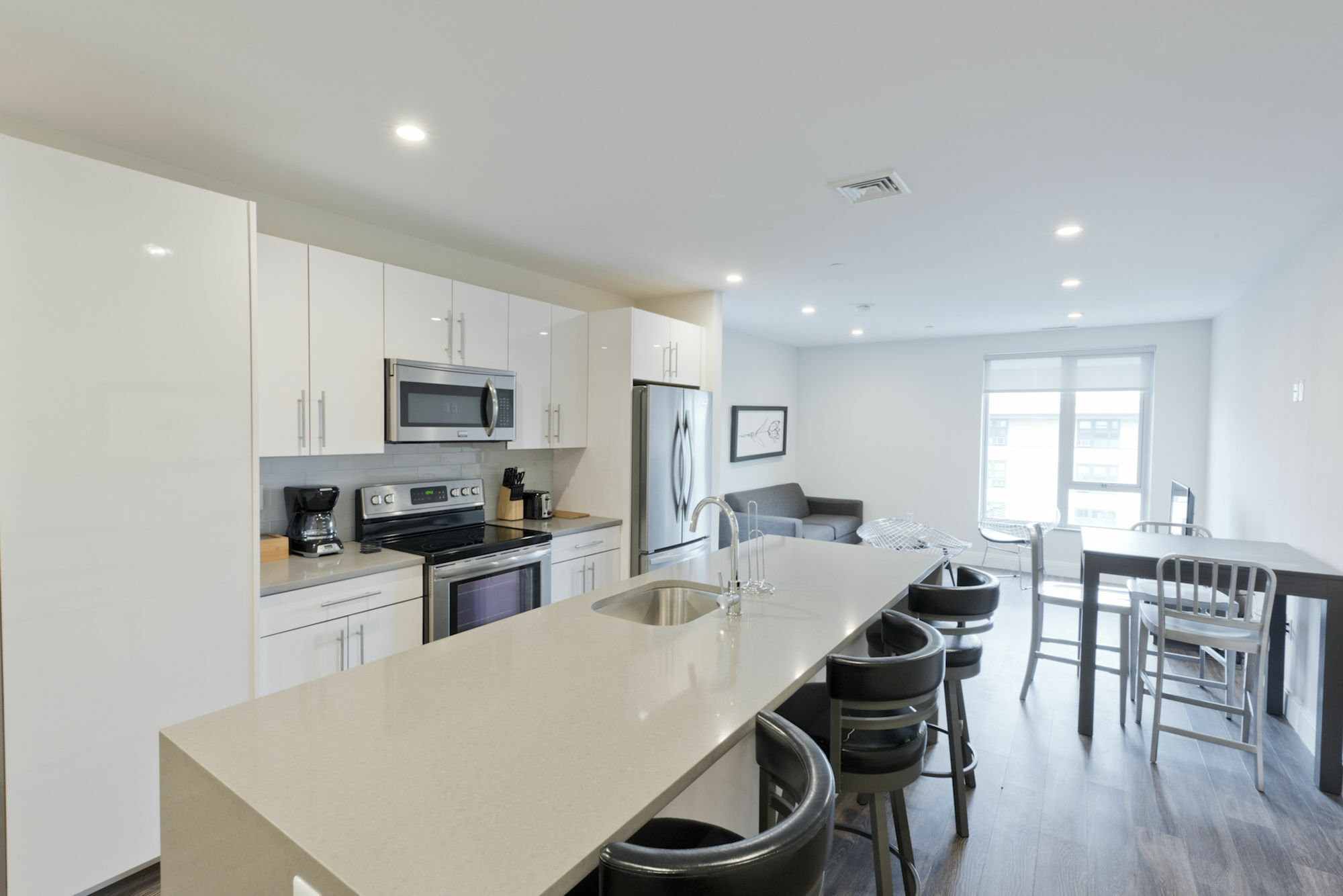 Vintage 2br In Lower Roxbury By Sonder *