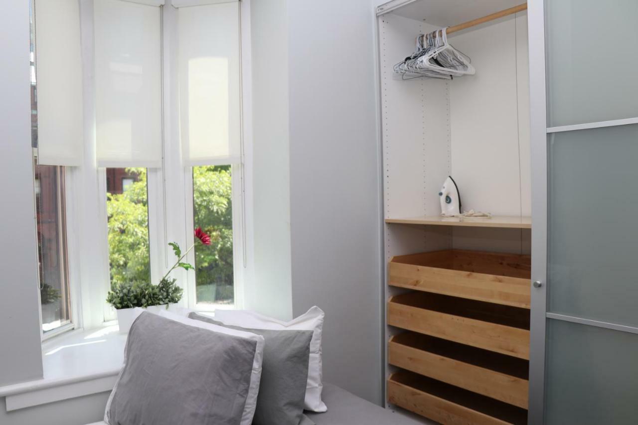 Stylish Newbury Street Studio, #11 * Boston