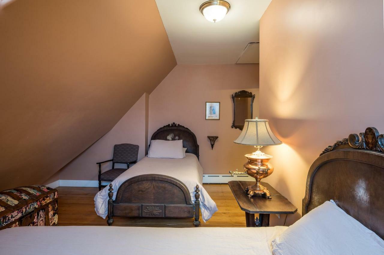 Perkins Bed & Breakfast 3*