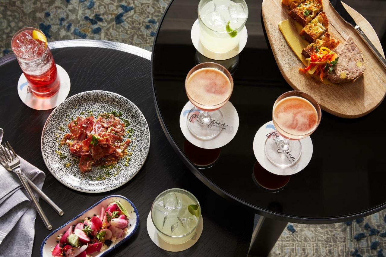 The Whitney Hotel 5*