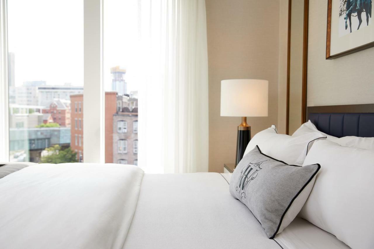 The Whitney 5*