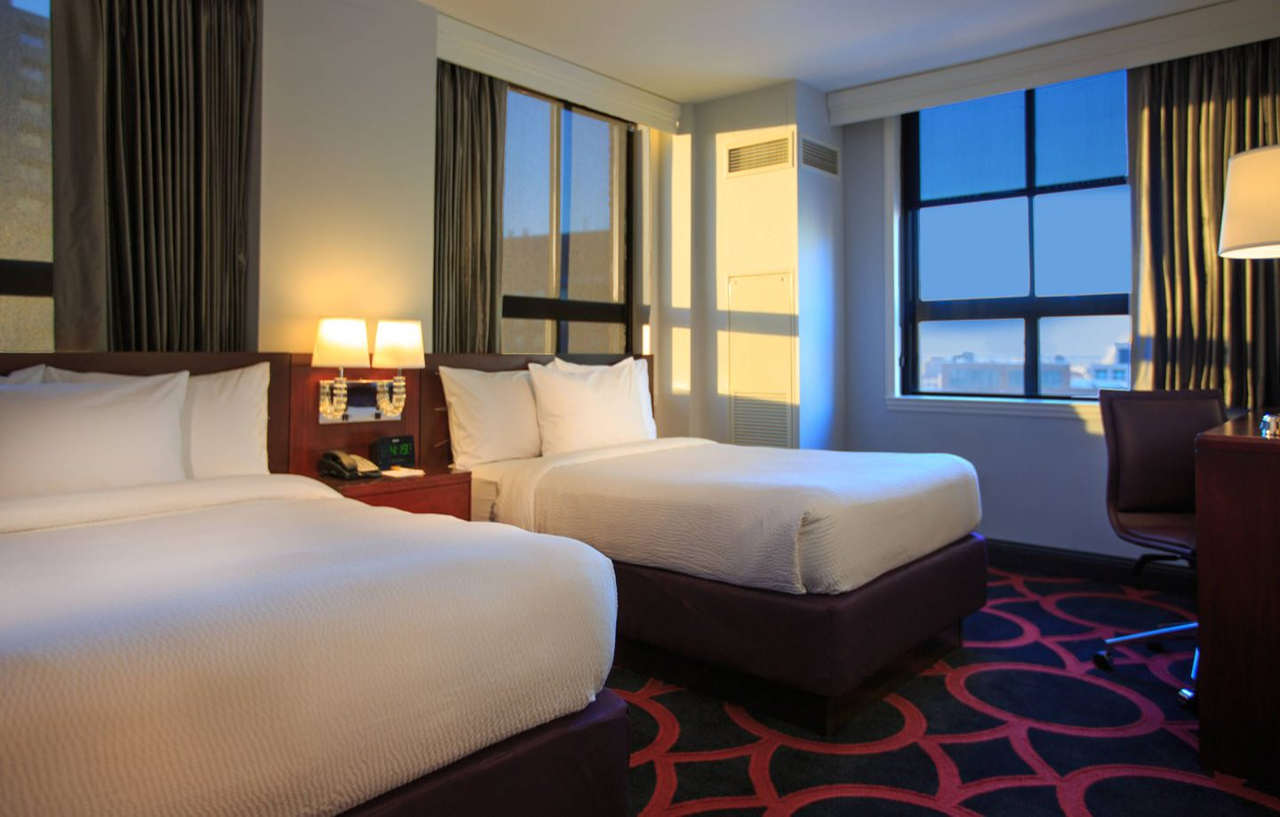 Courtyard By Marriott Downtown