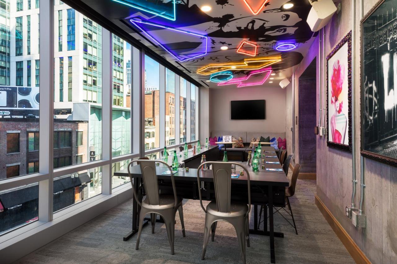 Moxy Downtown Hotel Boston