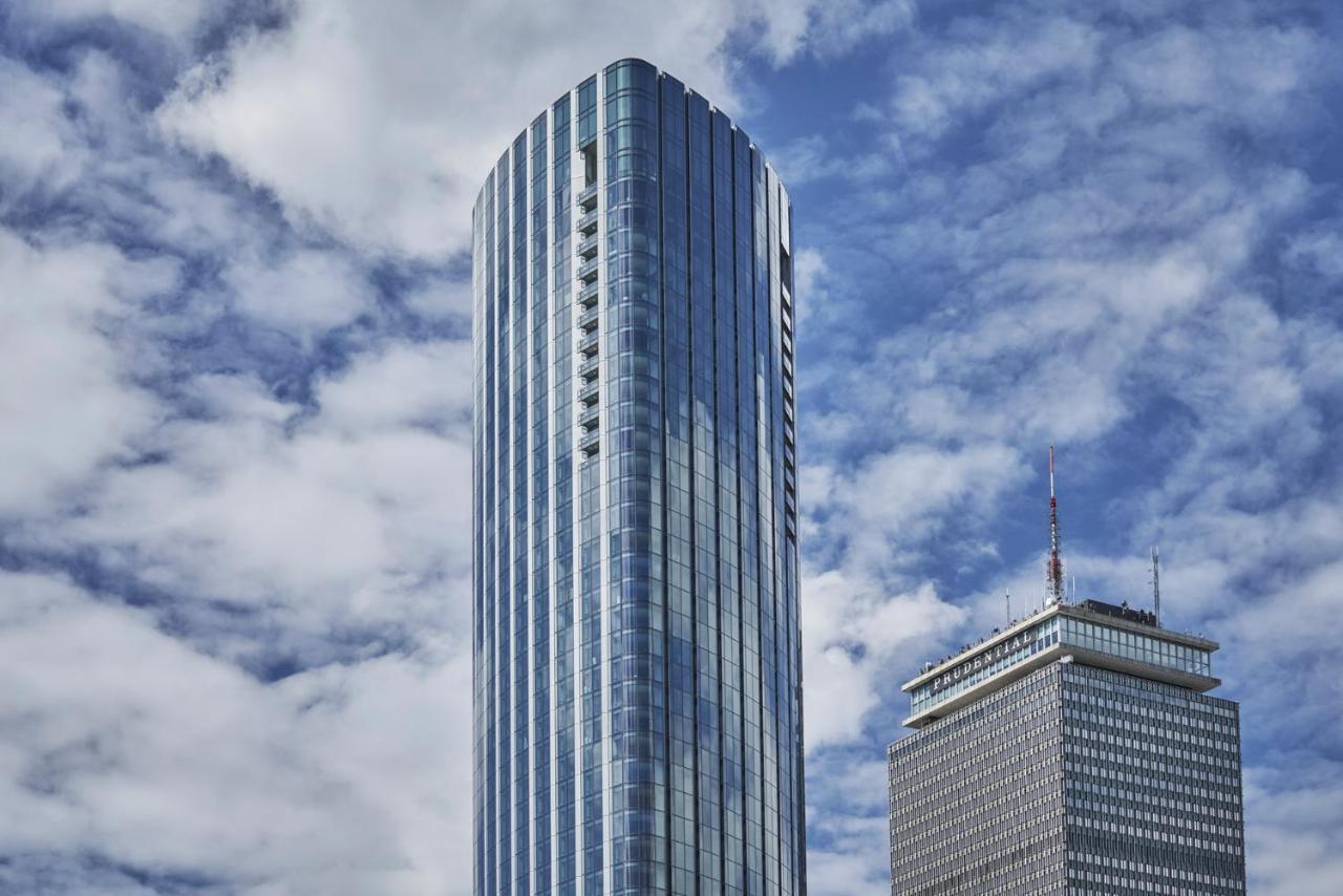 Four Seasons One Dalton Street, Boston