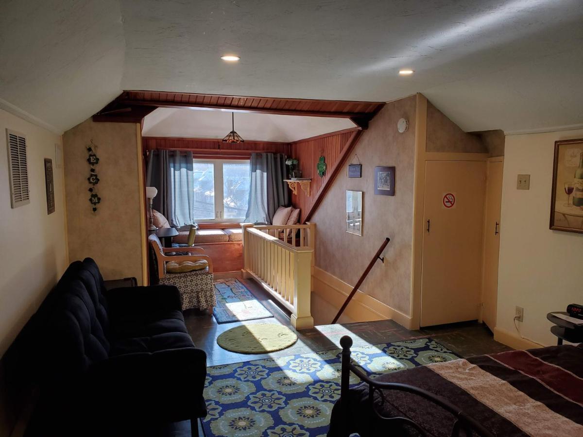 Natalie House