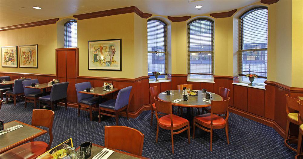 Hotel Courtyard Copley Square 3*