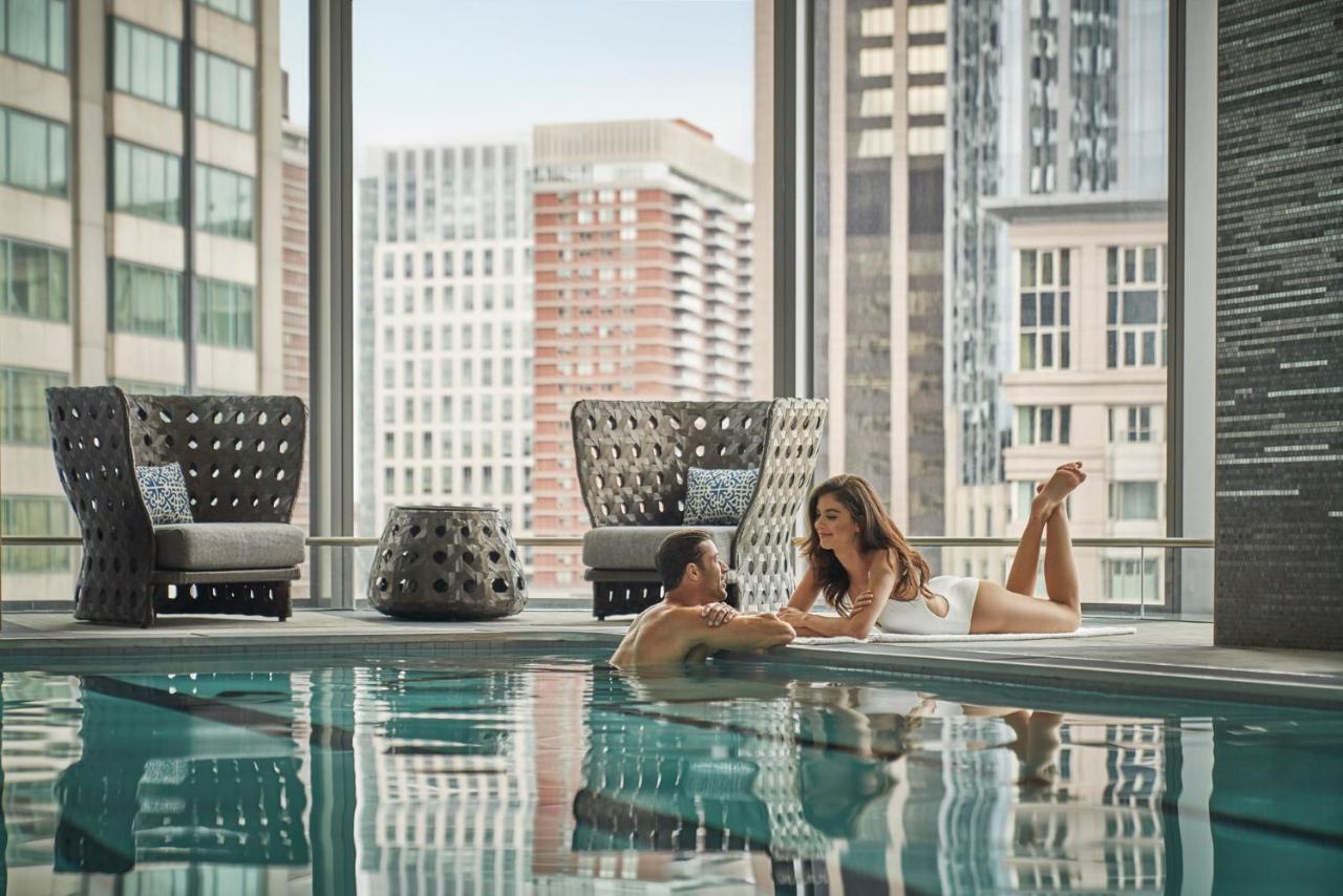 Four Seasons One Dalton Street, 5* Boston