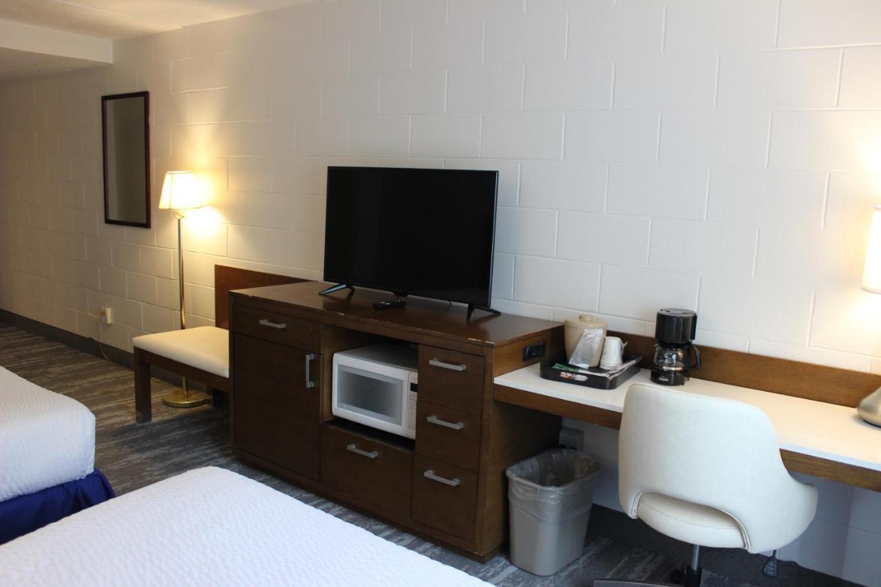 Hotel Constitution