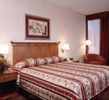 Doubletree By Hilton Bayside Hotel