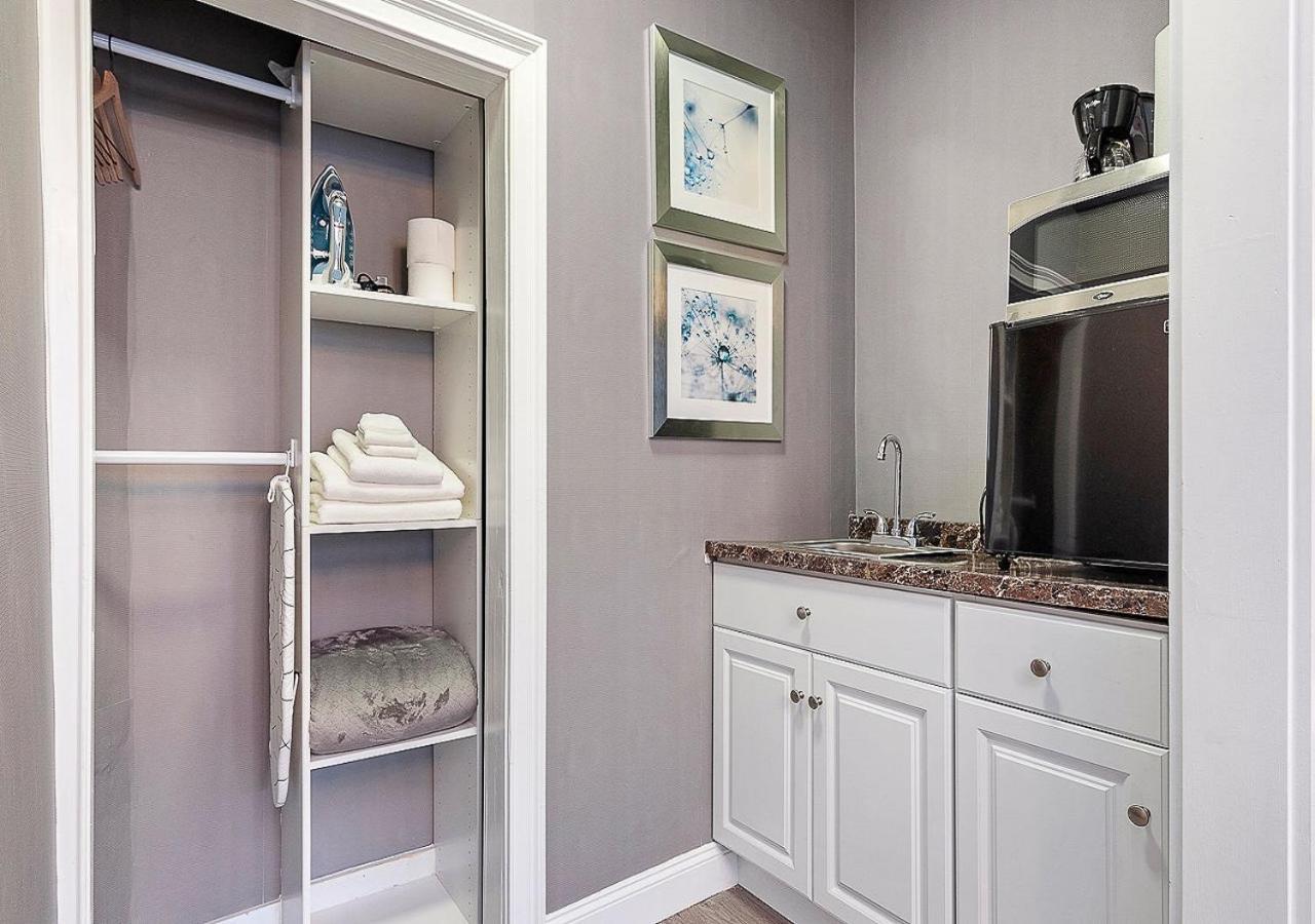 At 143 Arlington Street Apartment *