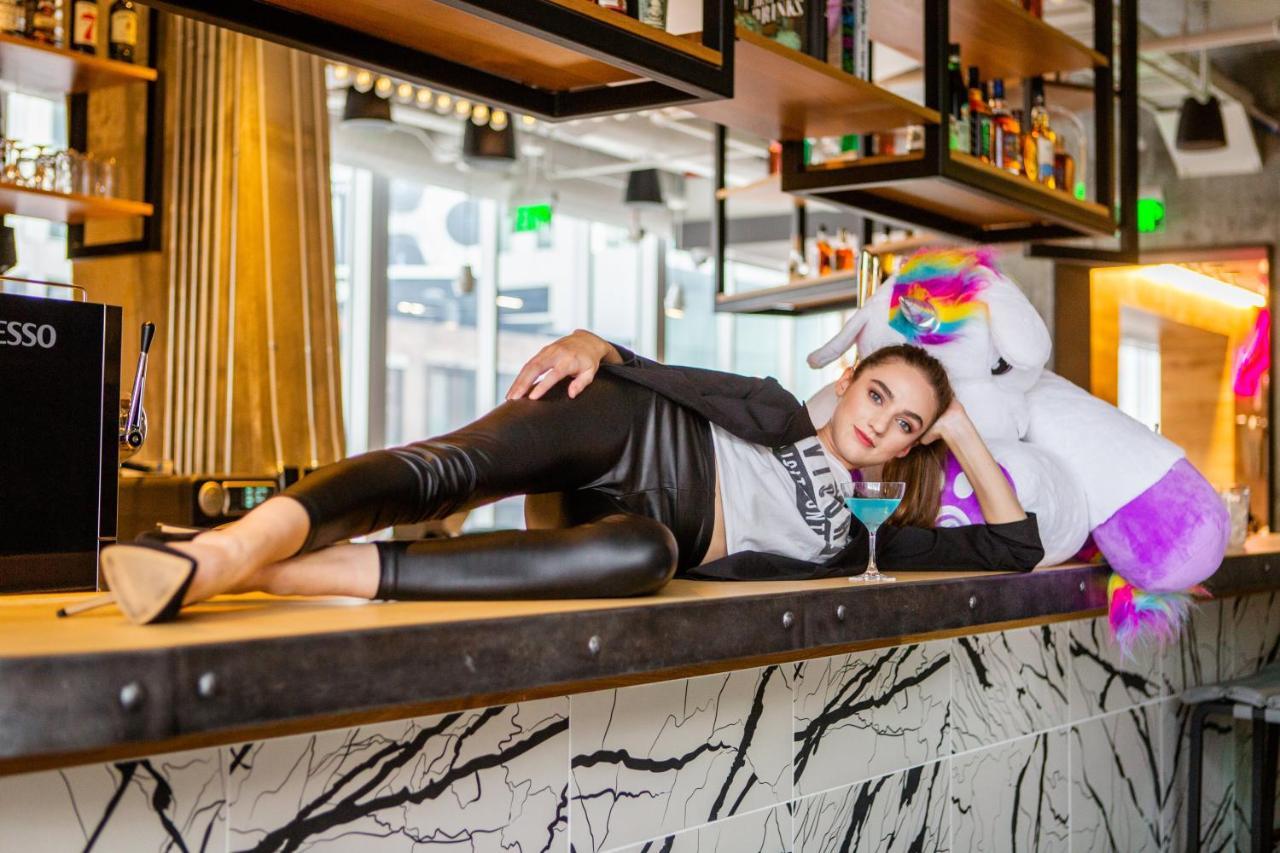 Hotel Moxy Downtown