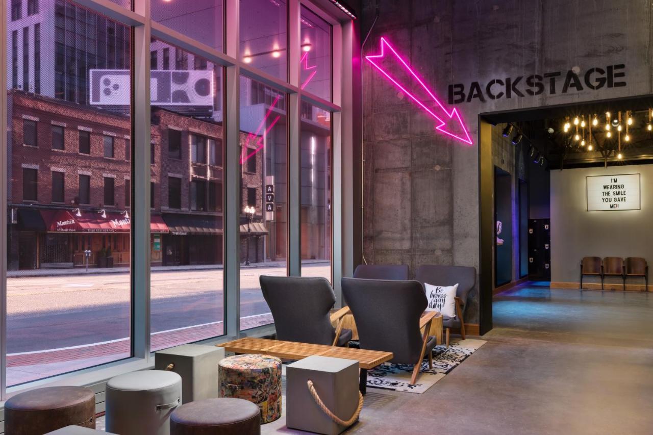 Moxy Downtown