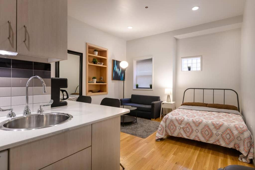 Modern In Center, Near Common *