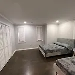 Single Family Home Only Long Term Booking Of 28 Days Or Longer