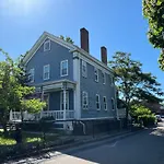 Beautiful Townhouse, 2 Bedrooms, 2 Bath
