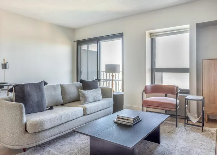Allston 1Br Nr Boston U Green Line Bos-821