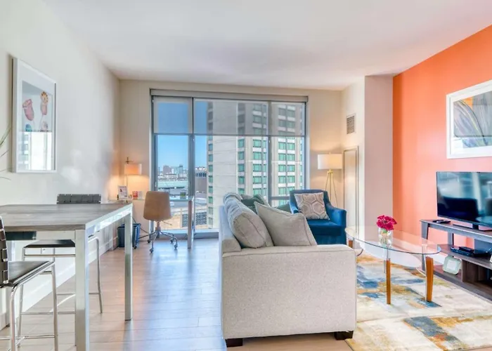 Spacious Apartment Back Bay - 30-1410