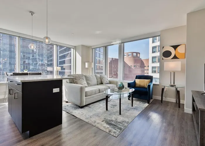 Modern Apt With Gym - Via-1112