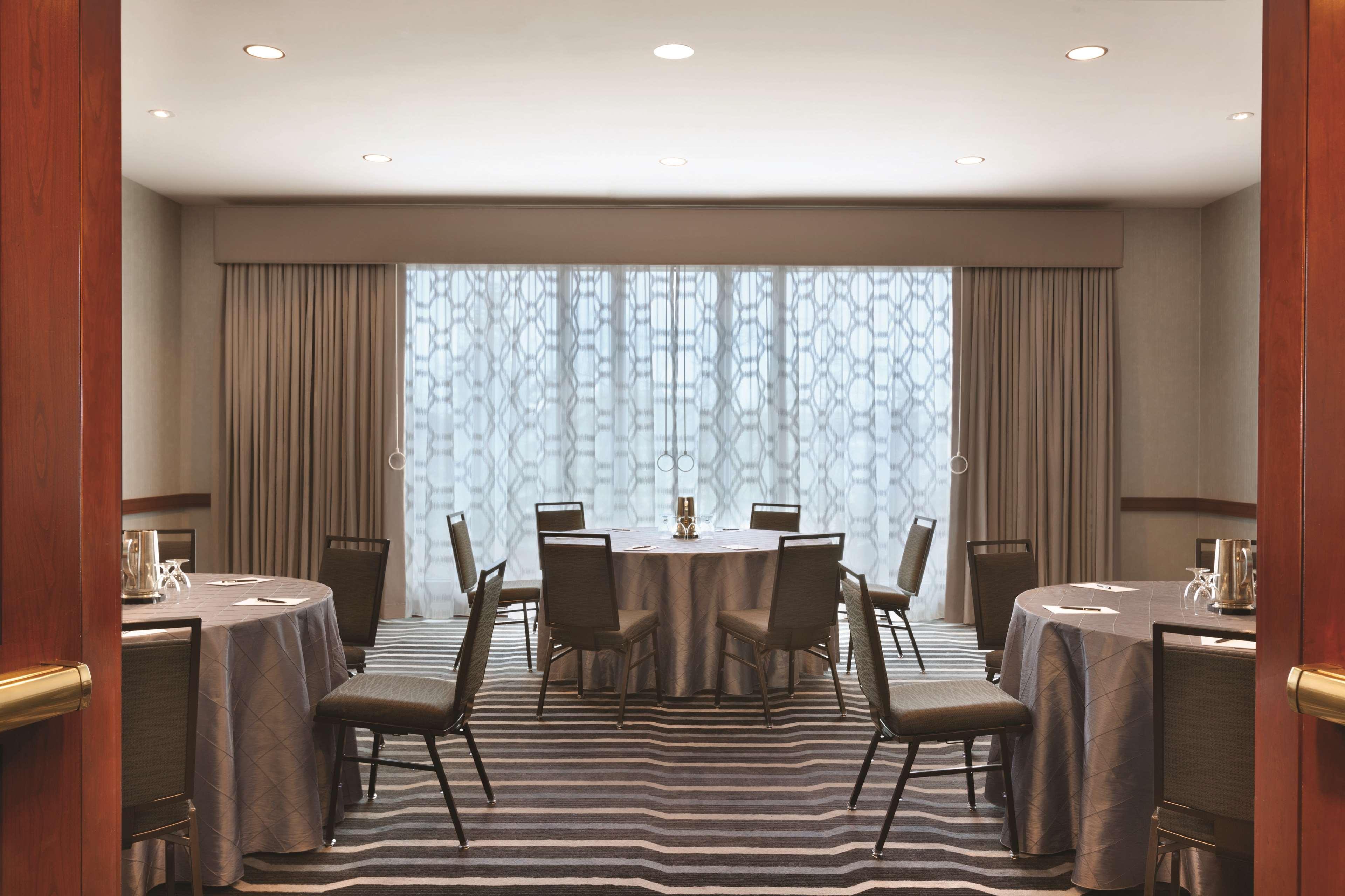 Hilton Logan Airport Hotel