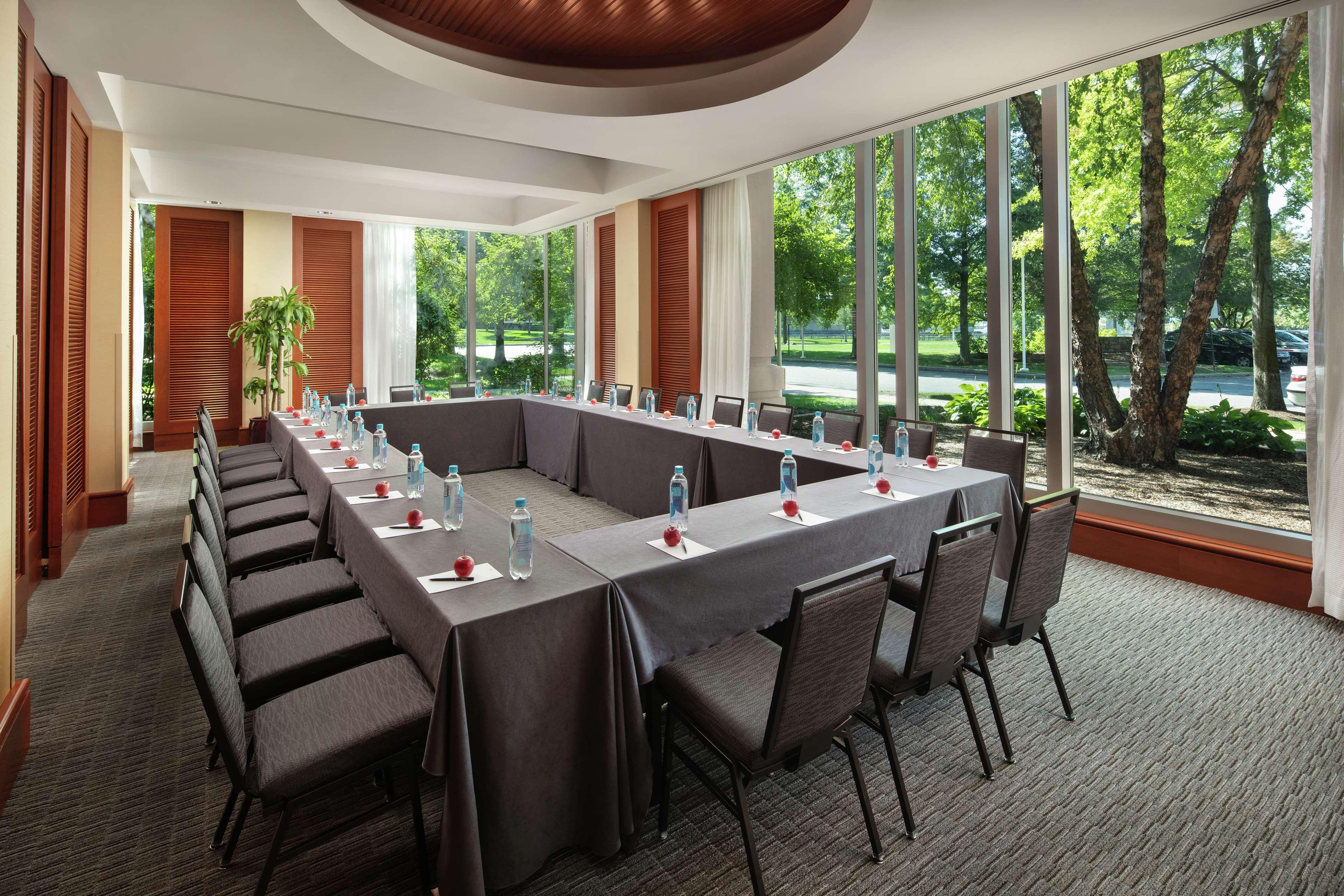 Hilton Logan Airport Hotel