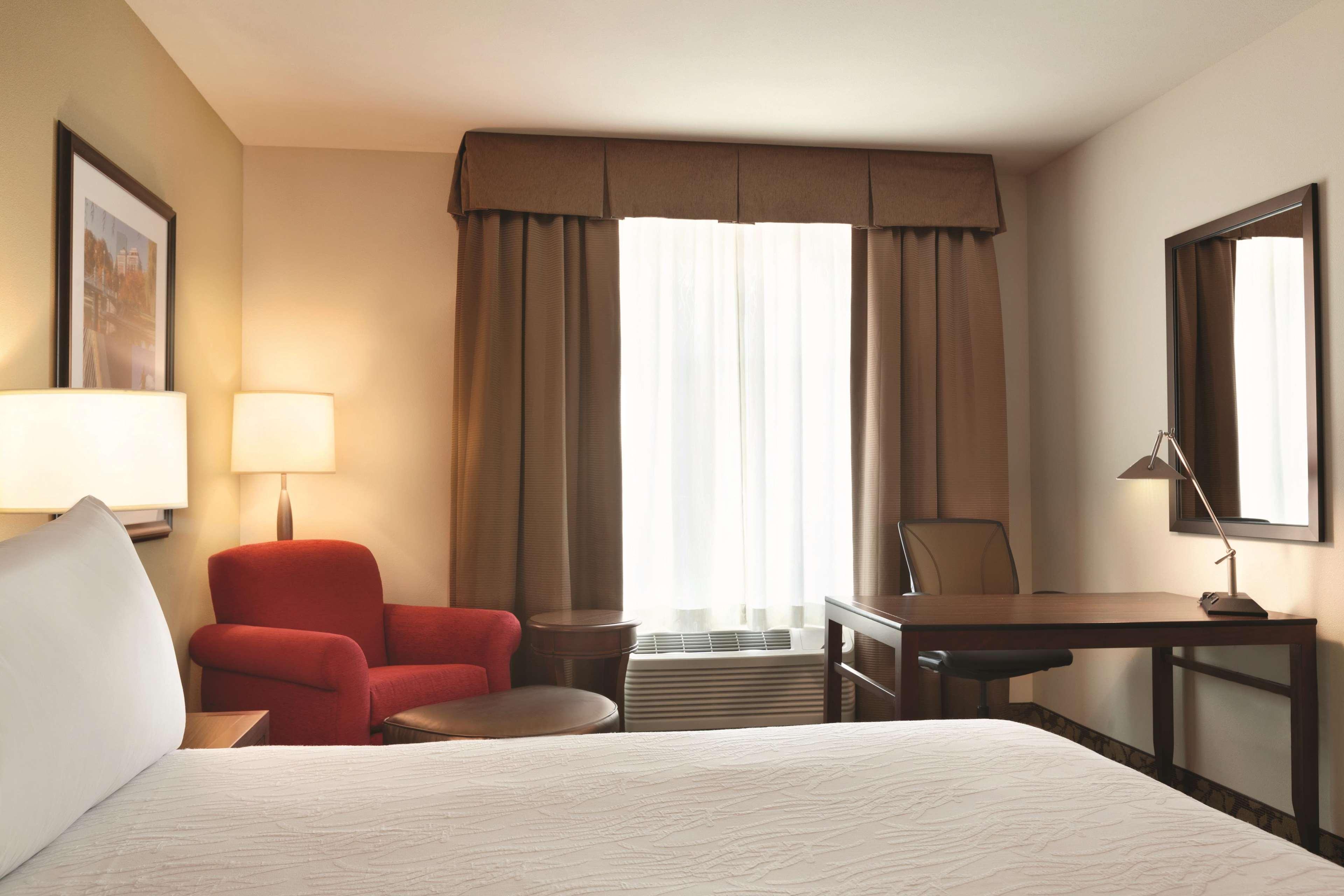 Hilton Garden Logan Airport