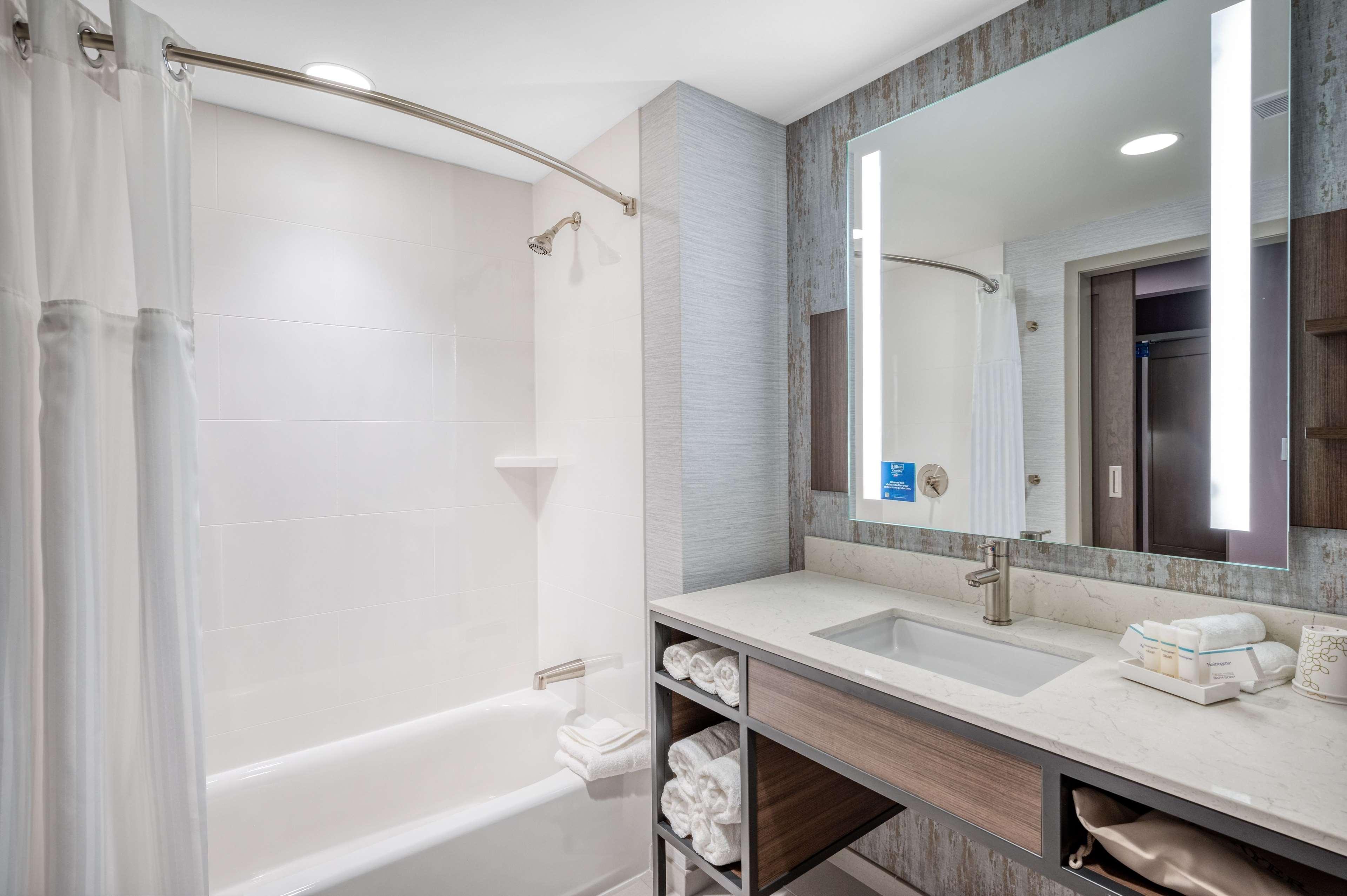 Hotel Hilton Garden Logan Airport
