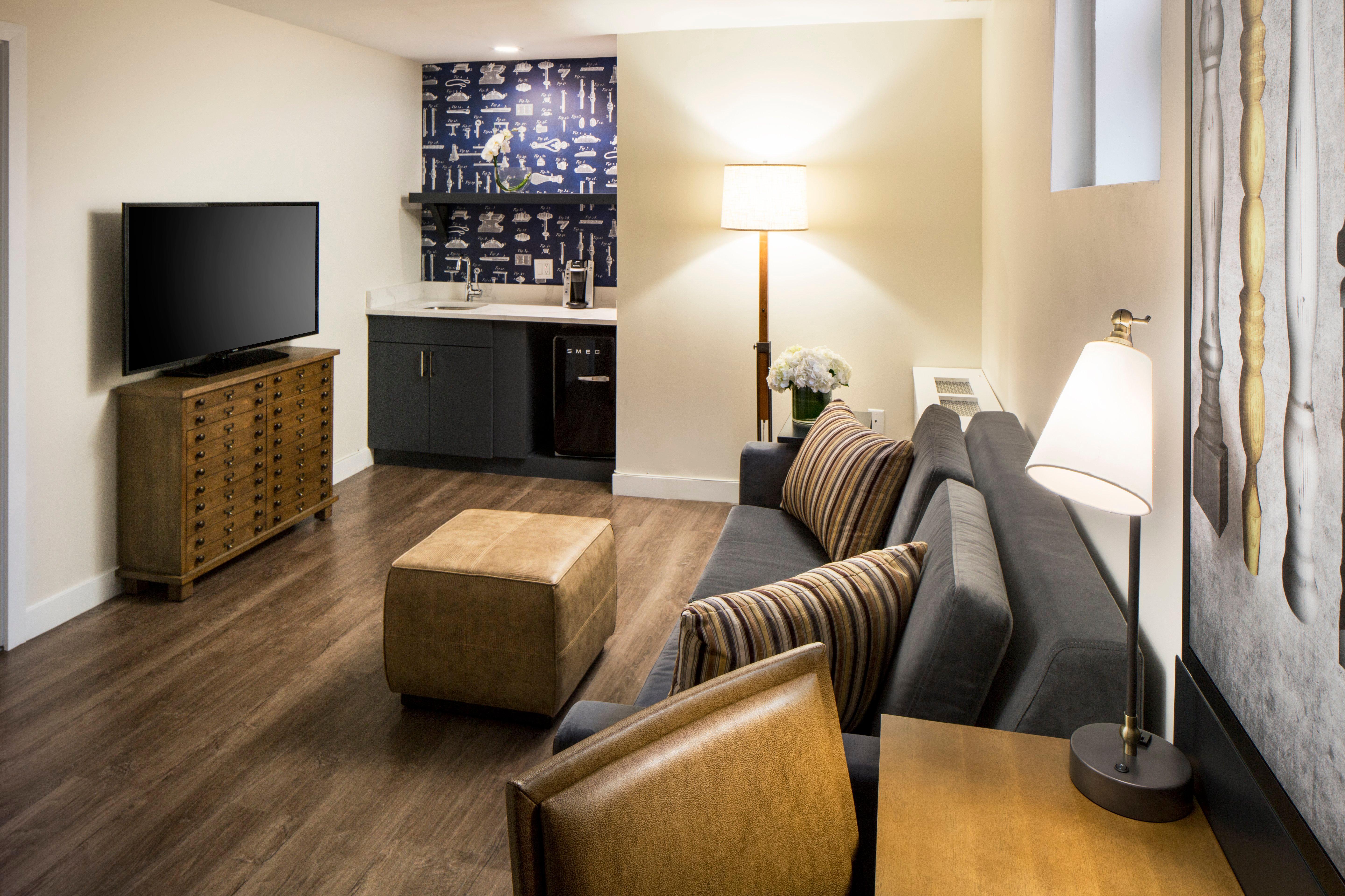 Hotel Indigo Garden By Ihg 4*