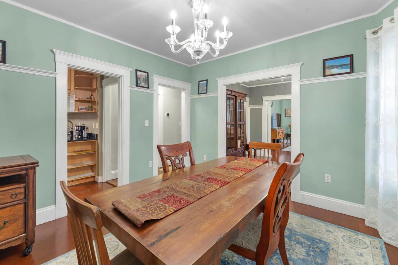 Apartamento Bright & Spacious Apartment, Mins From Downtown Boston, Parking Boston