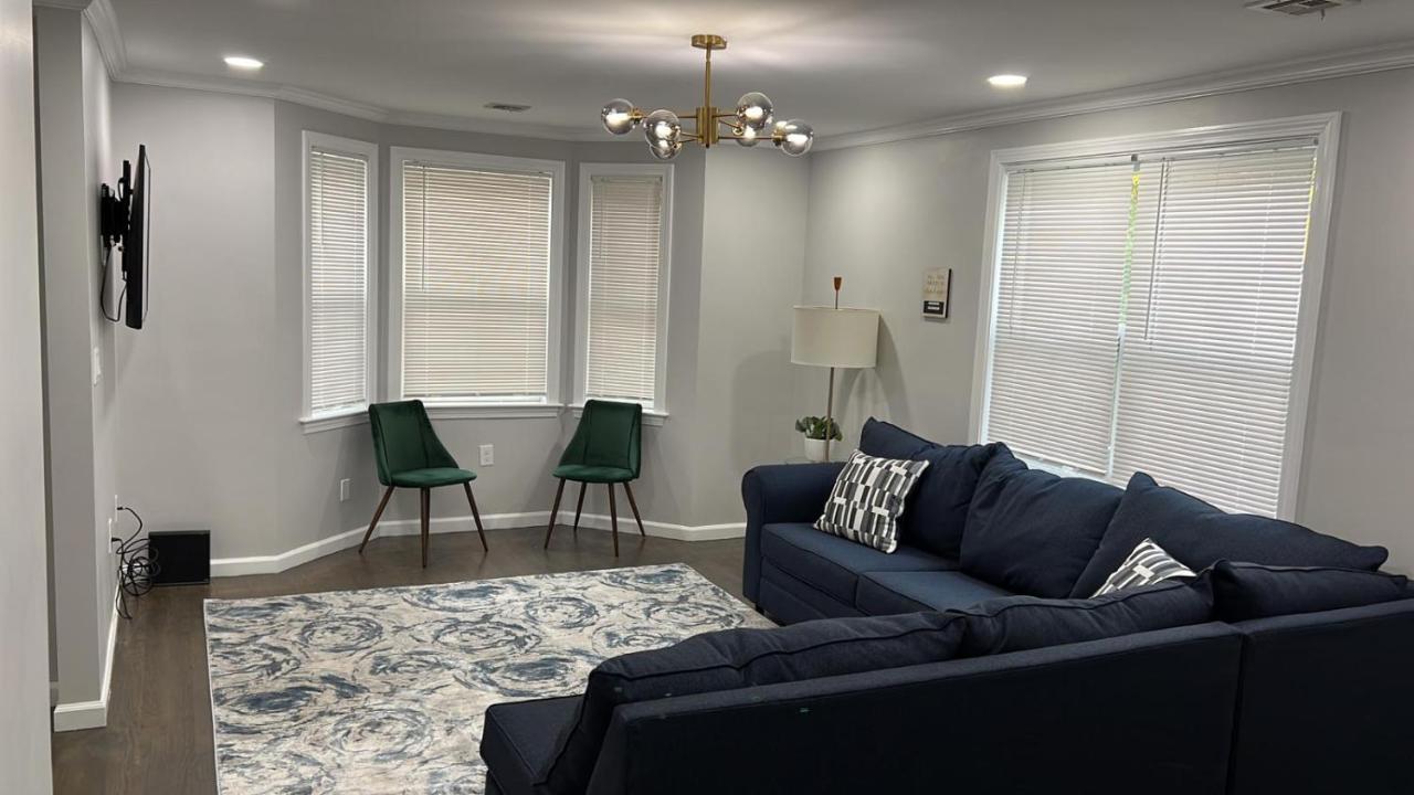 Single Family Only Long Term Of 28 Days Or Longer