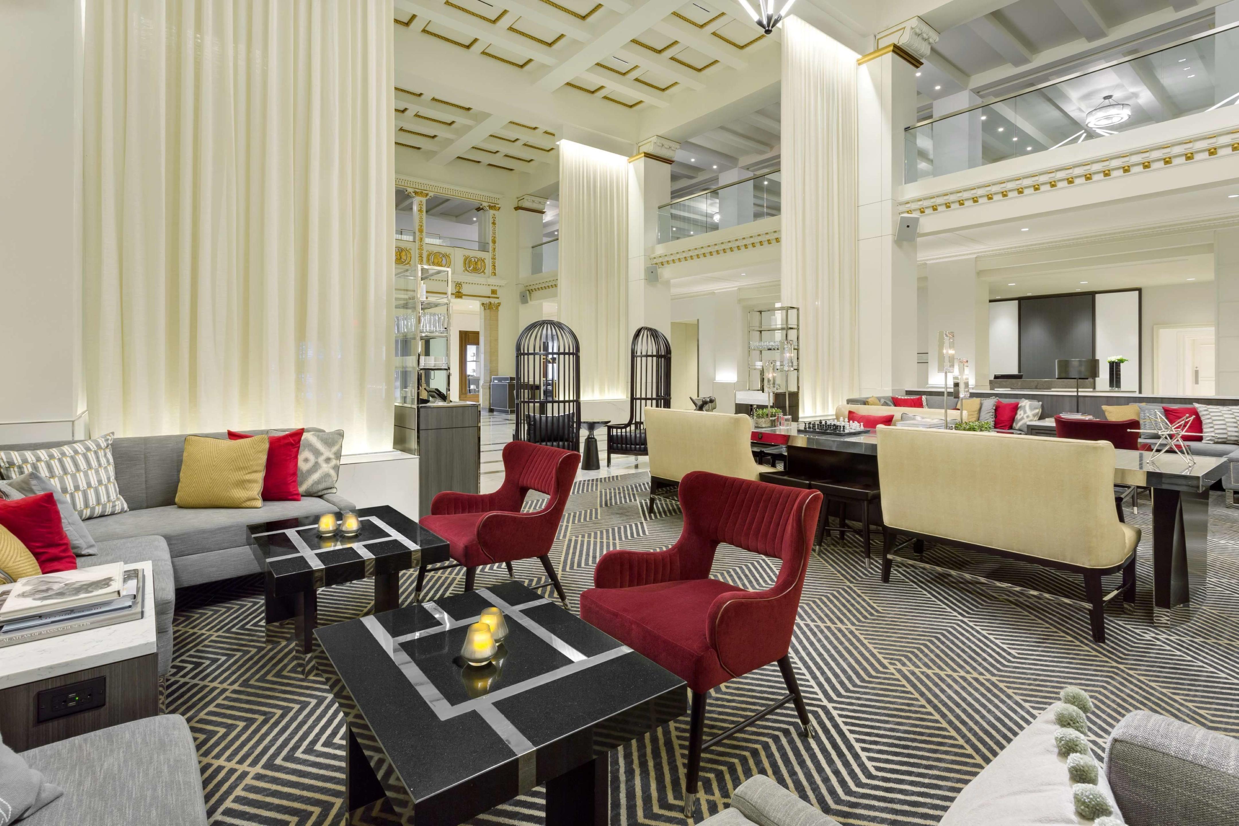 Hotel Hilton Park Plaza 4*