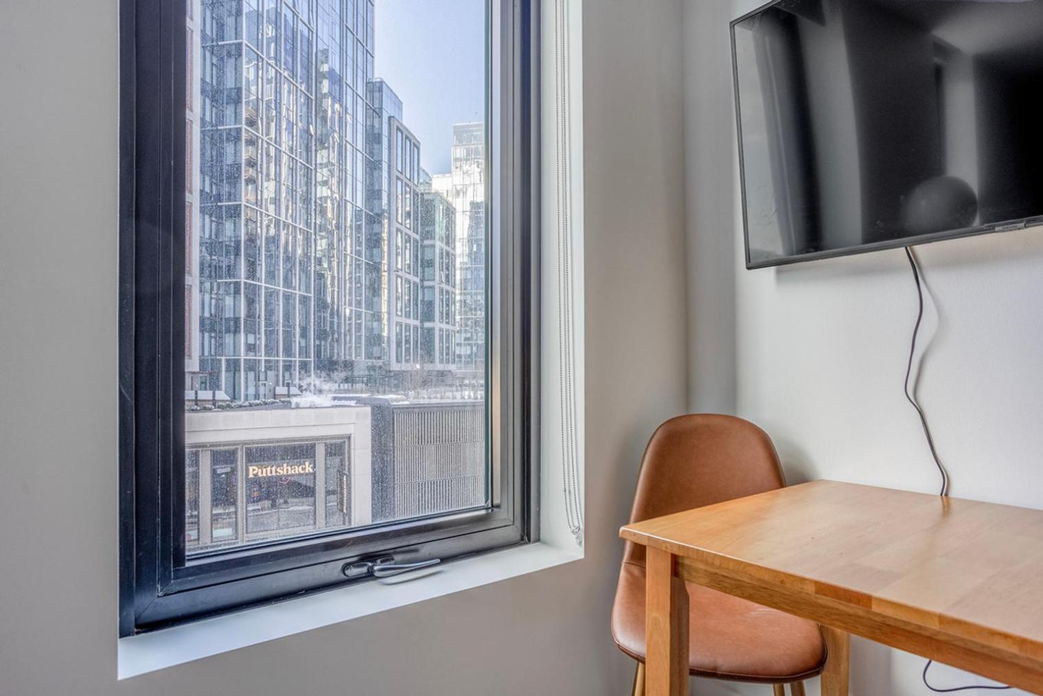 Seaport W Fitness Close To Shops Dining Bos-990 Apartment