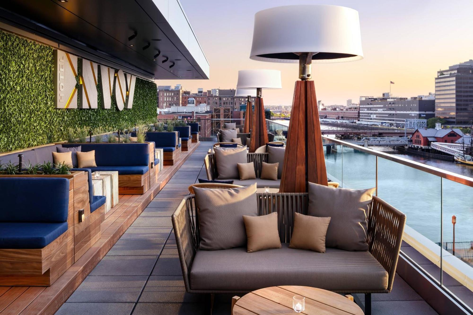 The Envoy Hotel, Autograph Collection Boston