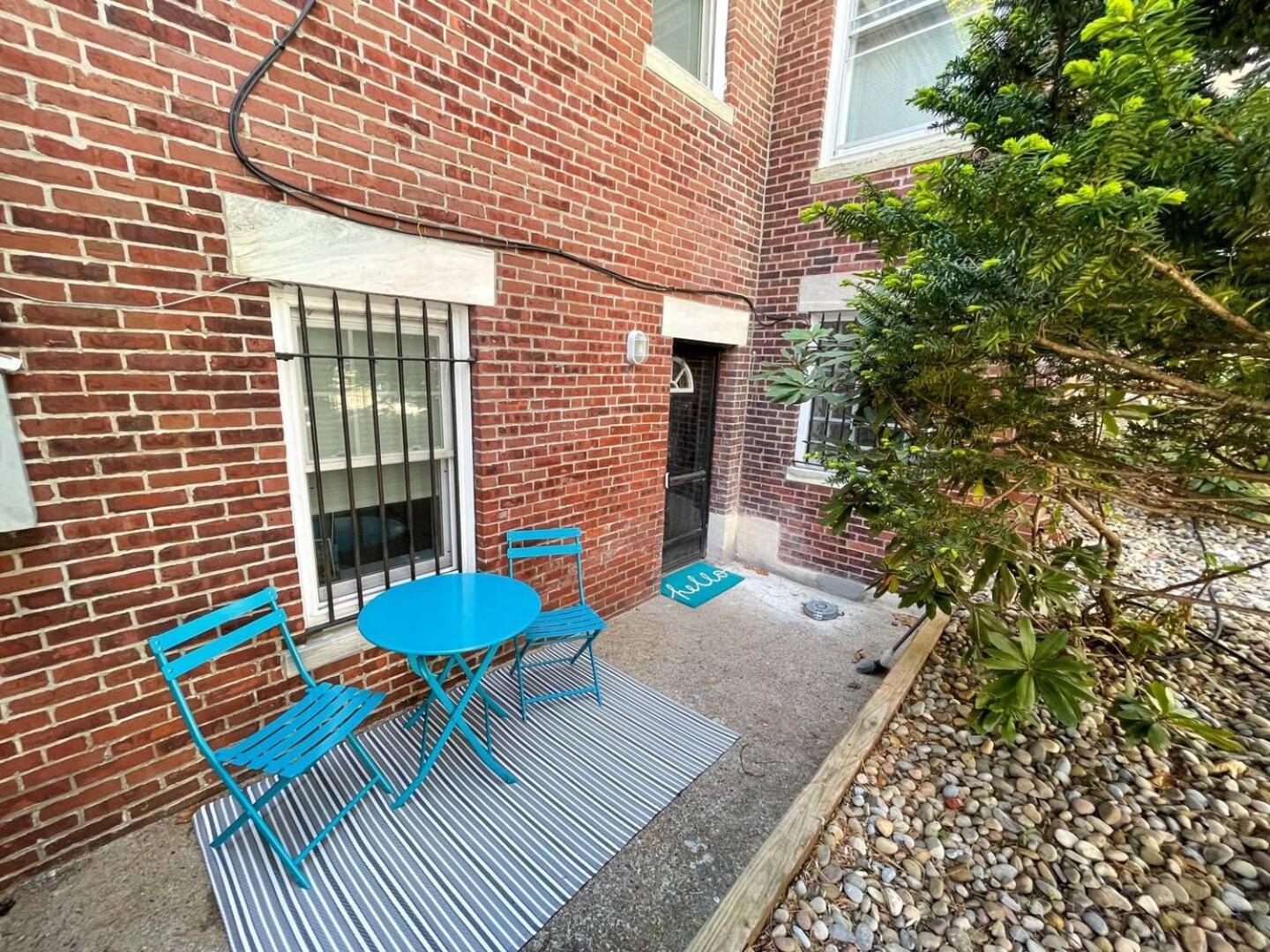 Renovated Studio, Near Hospitals, Mbta