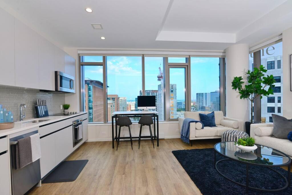 Modern Seaport Oasis *