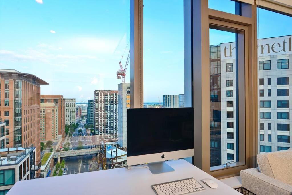Modern Seaport Oasis *