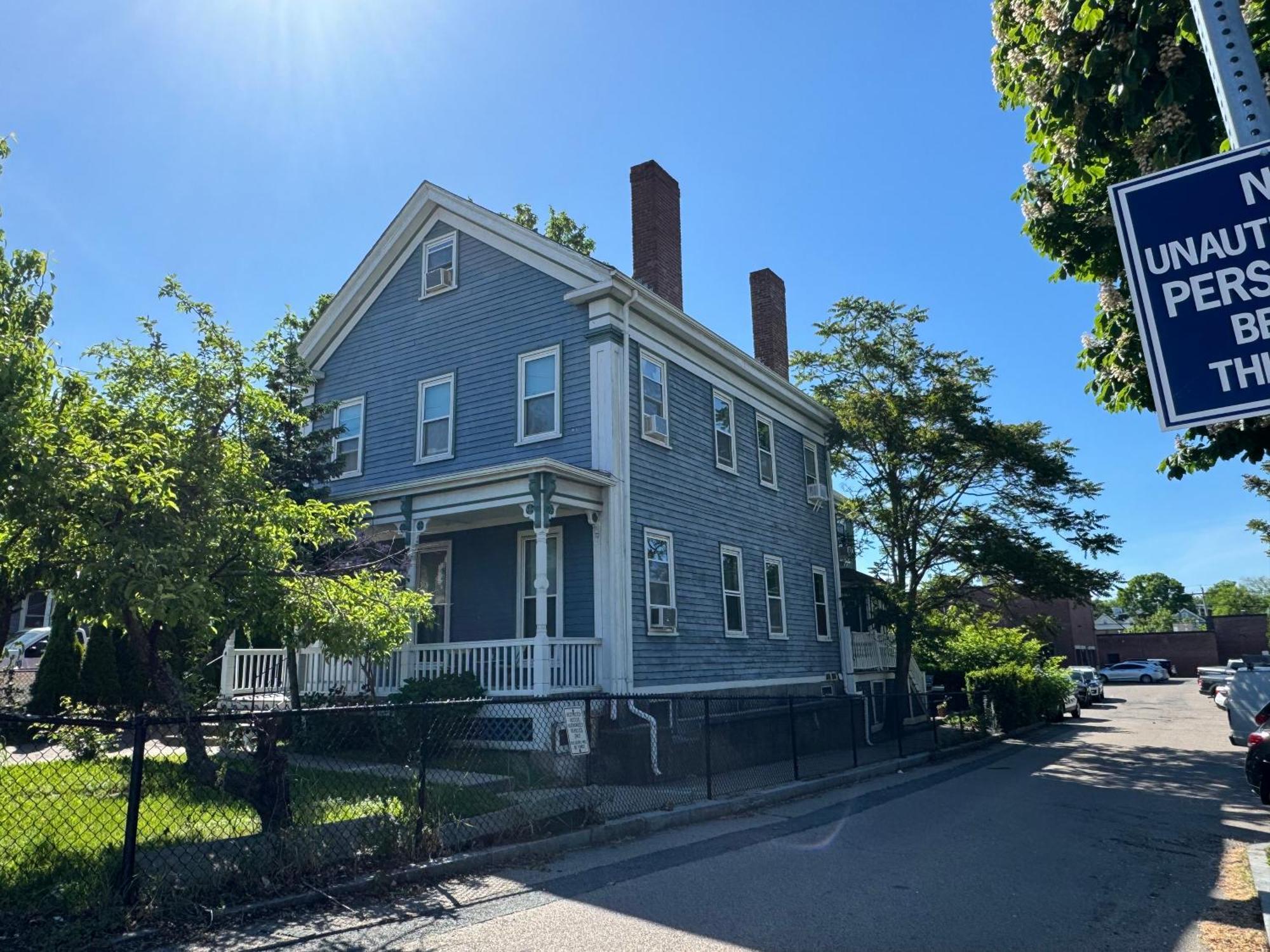 Apartment Beautiful Townhouse, 2 Bedrooms, 2 Bath