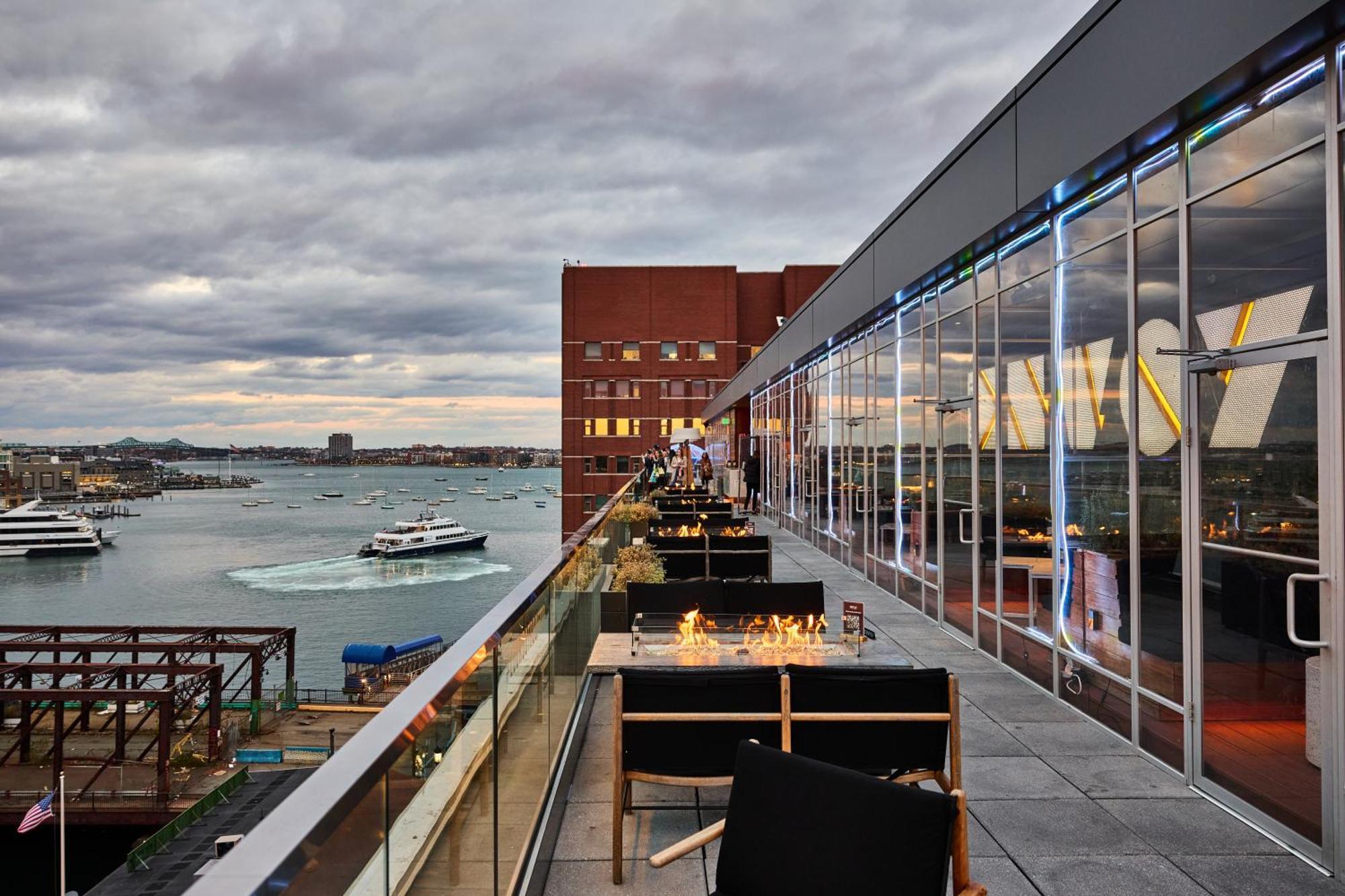 The Envoy Hotel, Autograph Collection Hotel Boston