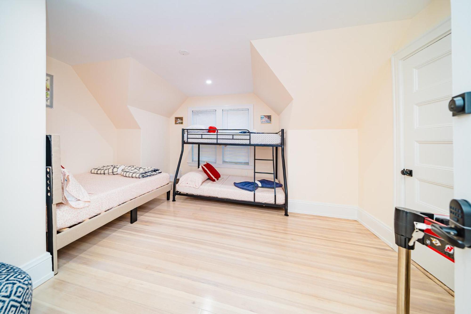 Apartment 76-2 5br Cozy In Boston