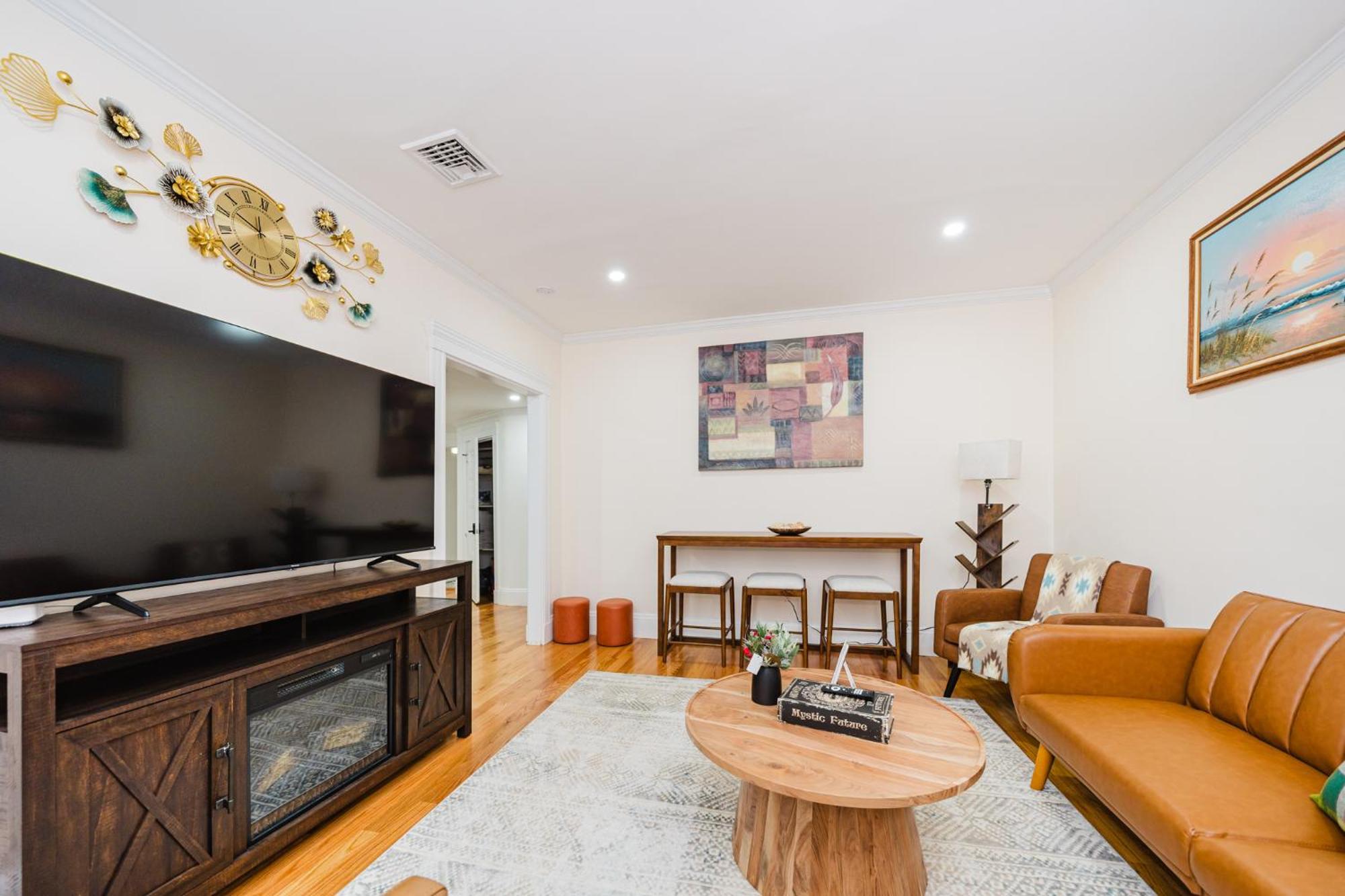 76-2 5br Cozy In * Boston