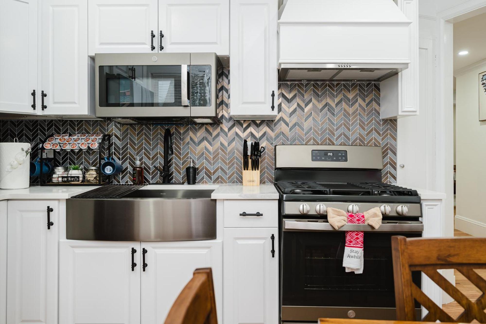 Apartment 76-2 5br Cozy In Boston